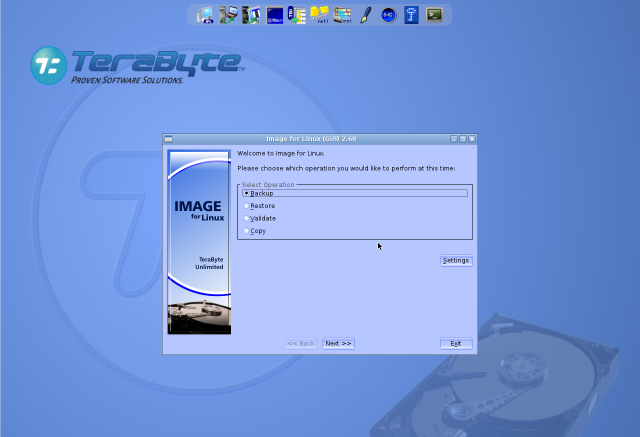 Úvodná obrazovka po nabootovaní Image For Linux z CD (USB)